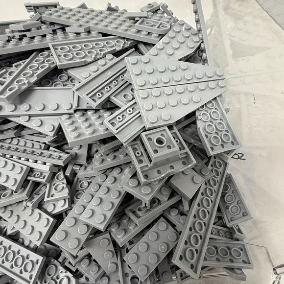 LEGO Light Bluish Gray Plates & More Bulk Lot – 2lb 2 Oz Bag Sorted by Color - Picture 3 of 5